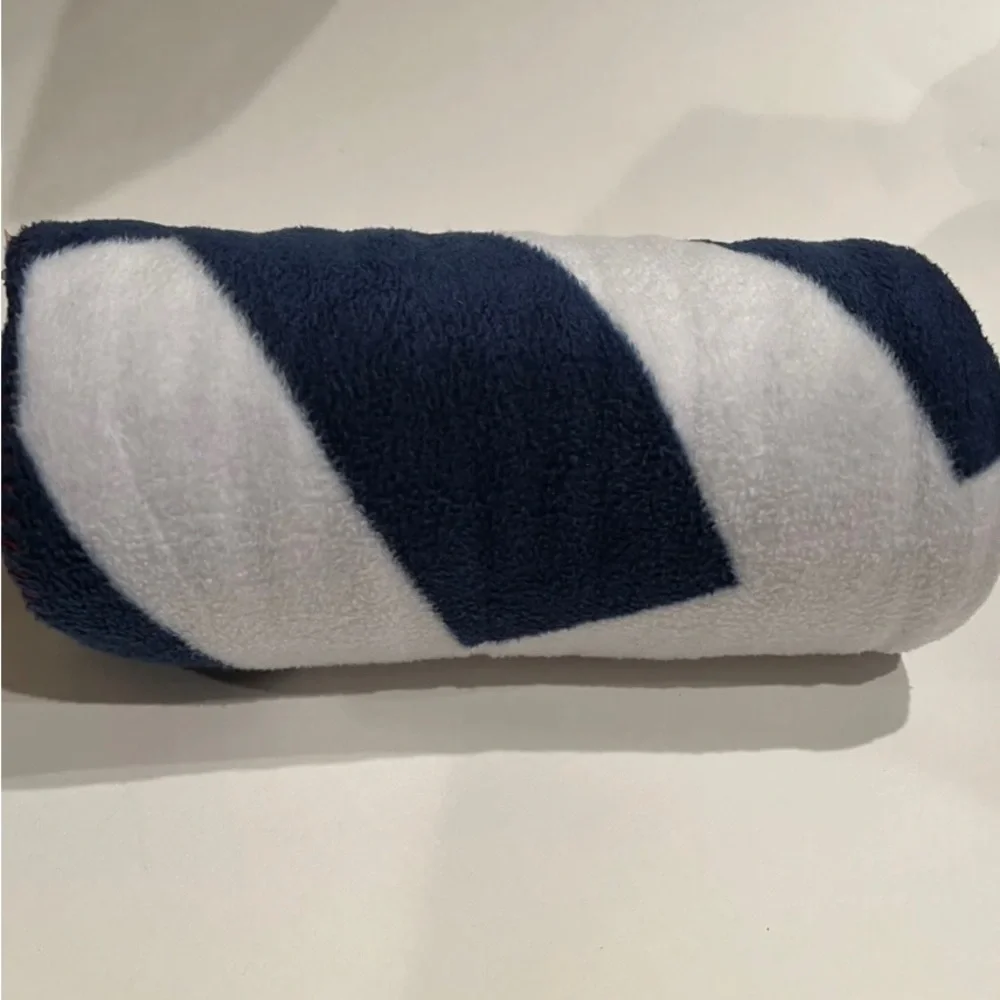 American Eagle 🦅 Navy Blue Graphic Logo Throw Fleece Blanket Large